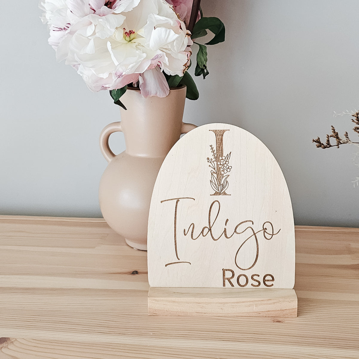 Botanical Letter - Arch Name Plaque