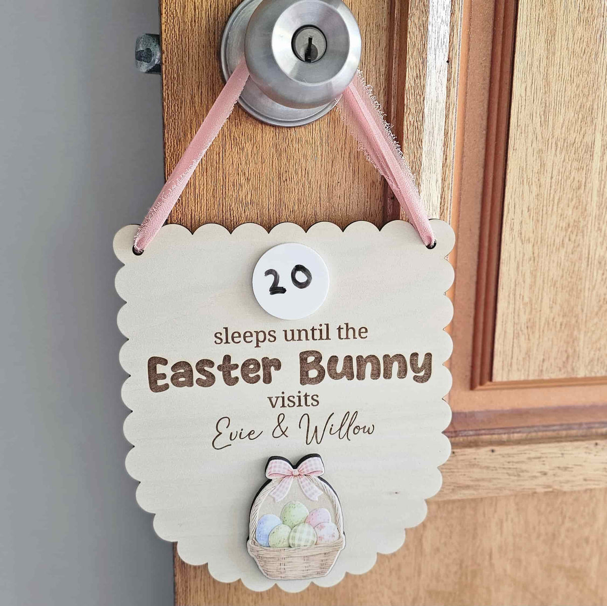 Scalloped Easter Countdown