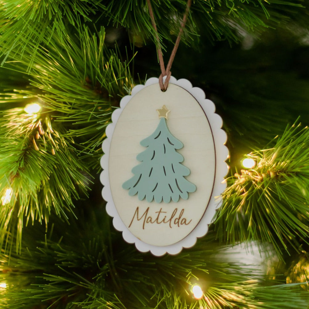 Christmas Tree Scalloped Decoration