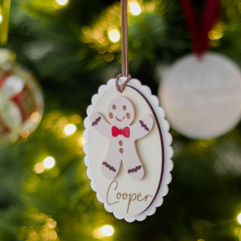 Gingerbread Scalloped Decoration