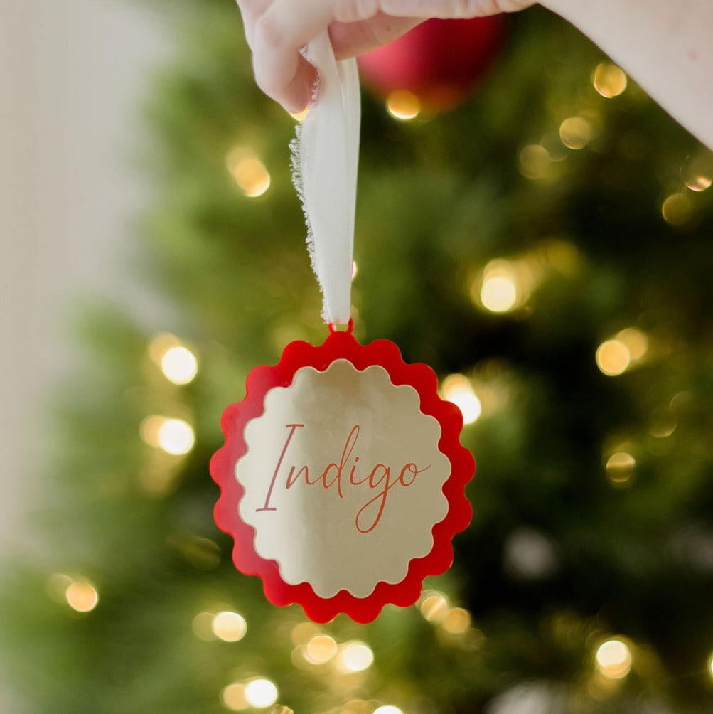 Gold Scalloped Decoration