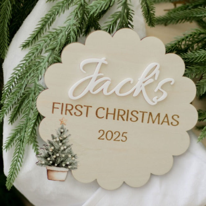 Scalloped First Christmas plaque with Watercolour design