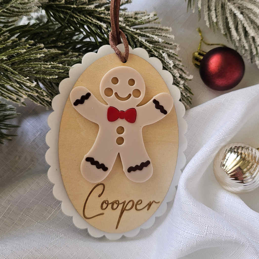 Gingerbread Scalloped Decoration