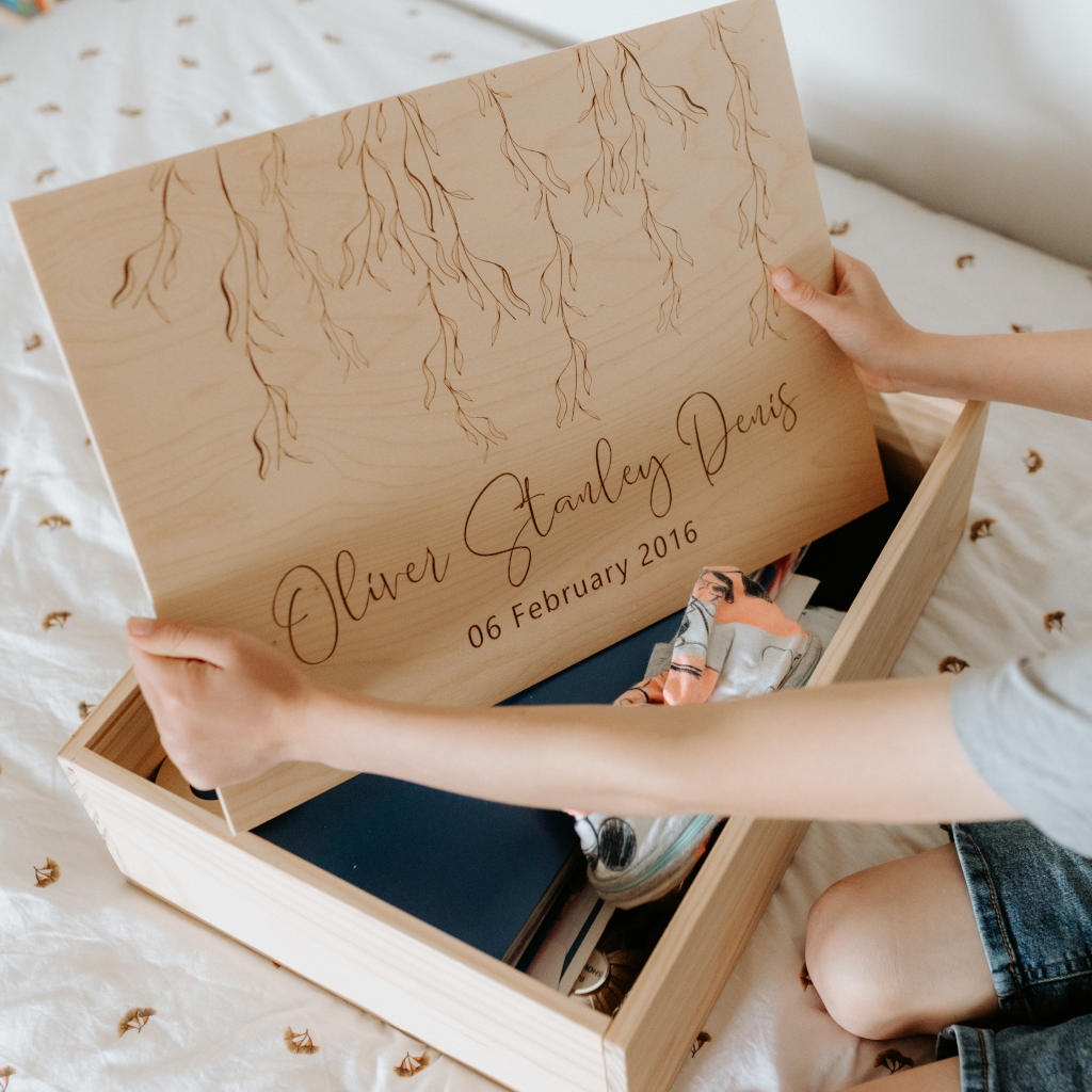 Weeping Willow personalised wooden keepsake box — Australian baby gift