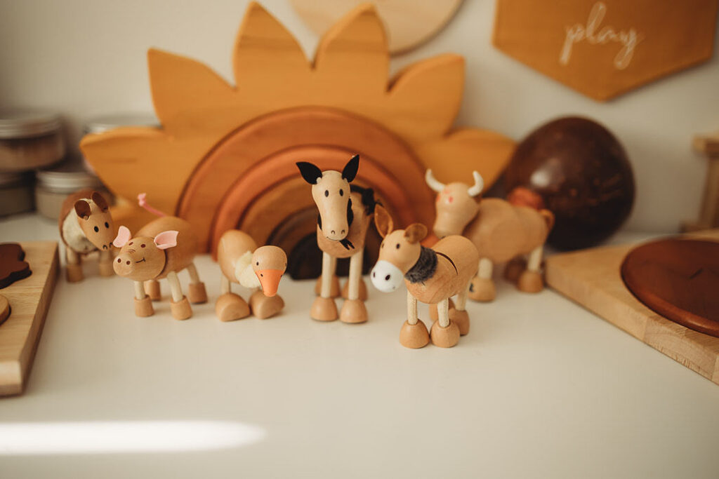 Anamalz wooden hot sale animals