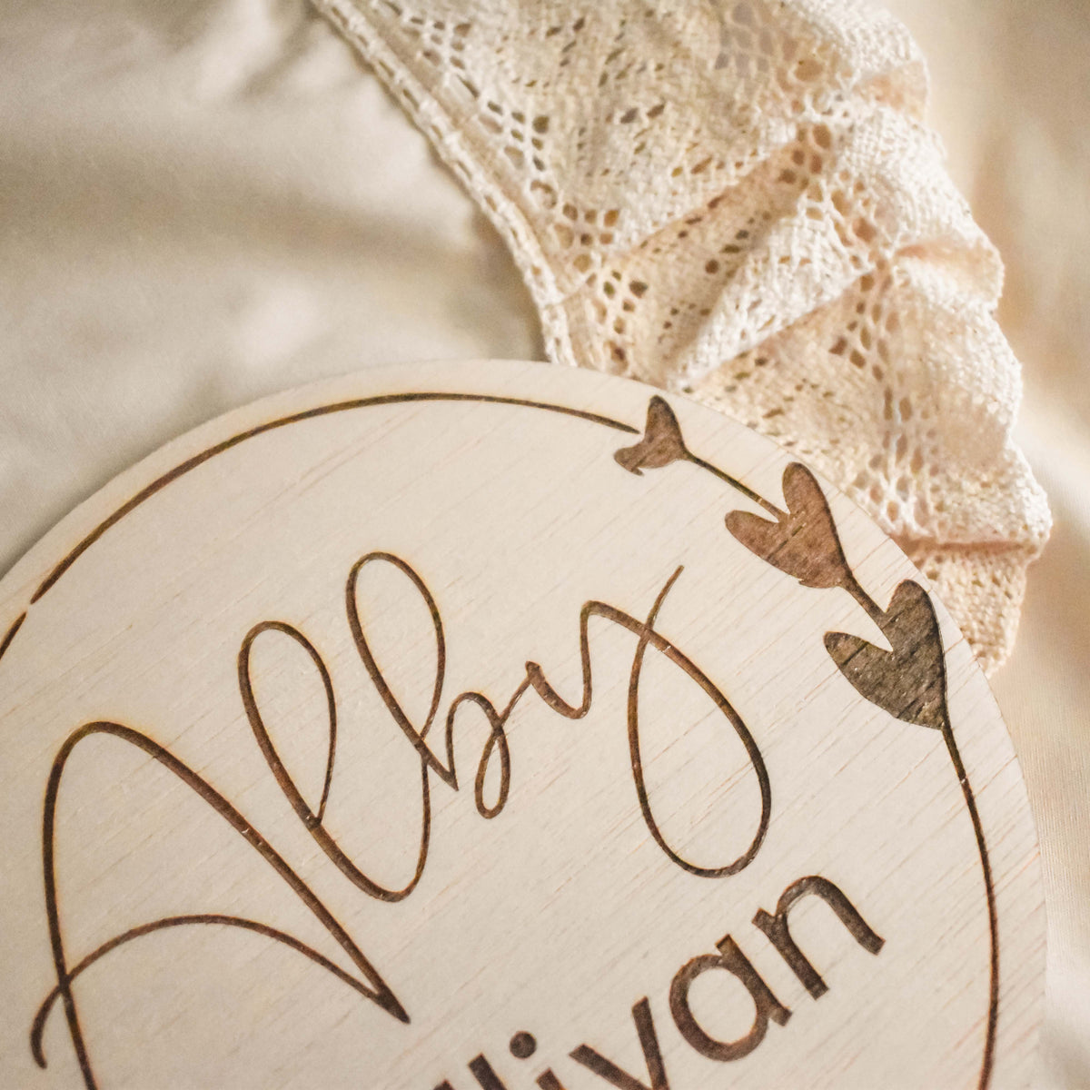 Heart Wreath - Round Name Plaque