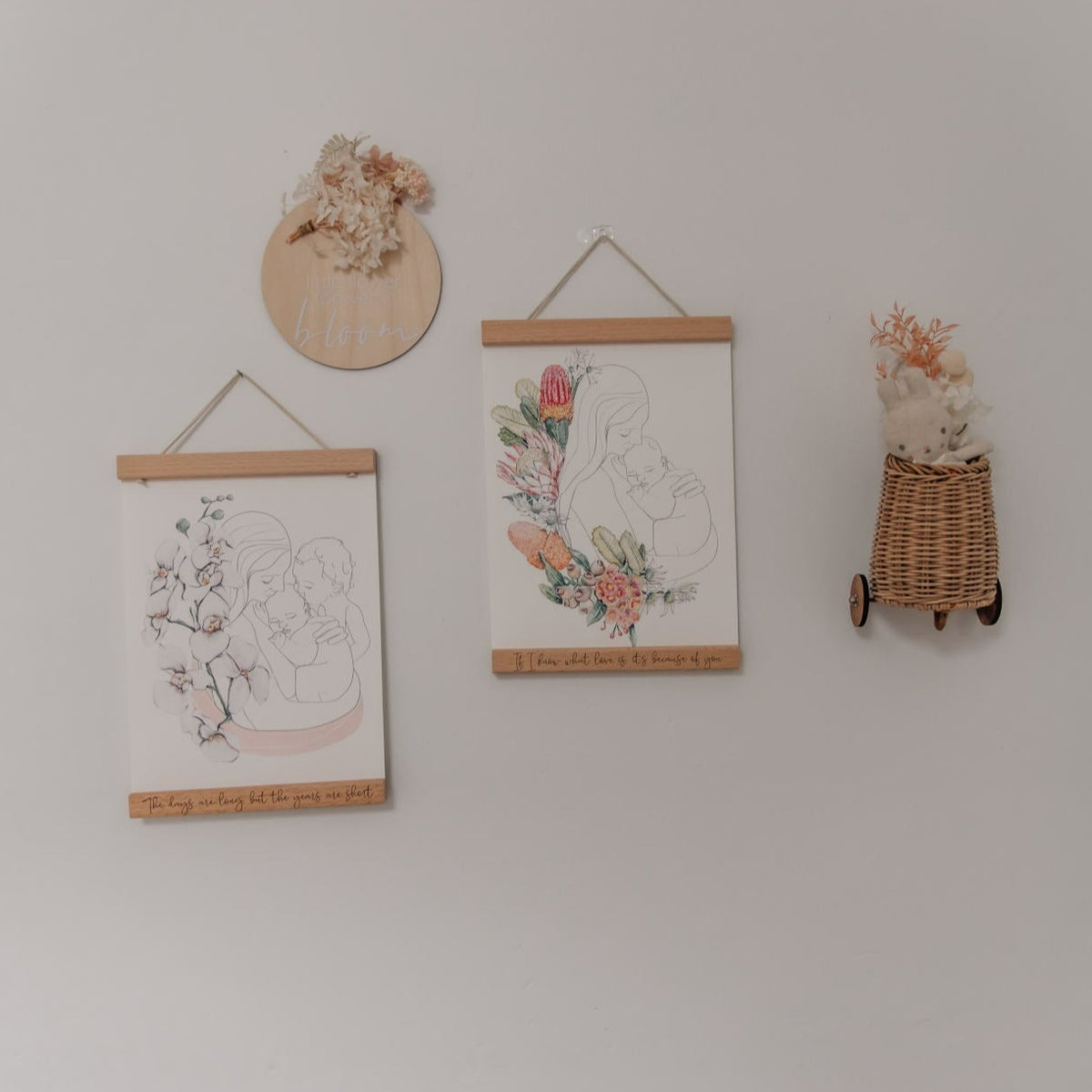 Mother&#39;s Hanging Frames