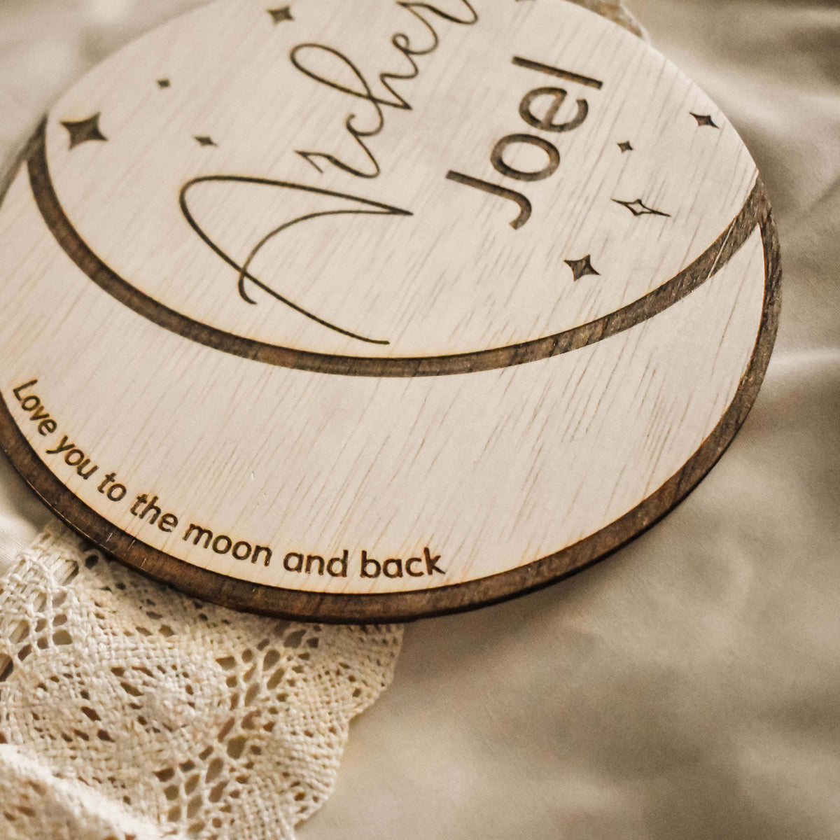 Love you to the moon - Round Name Plaque