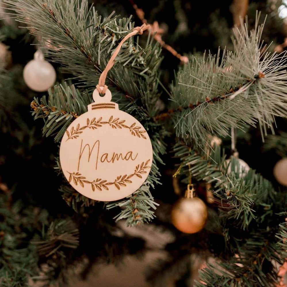 Wreath Foliage Christmas Bauble Decoration