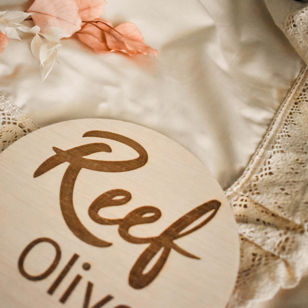 Simple - Round Name Plaque