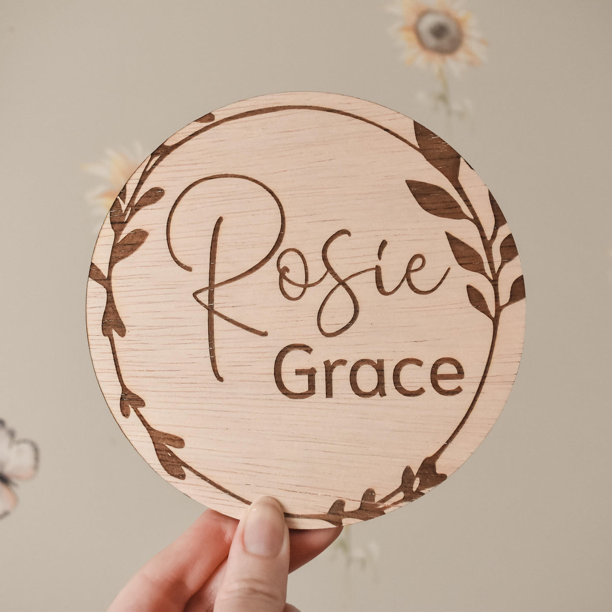 Wreath - Round Name Plaque